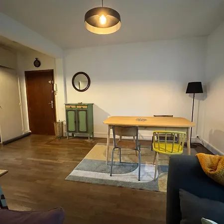 Apartment Cozy Flat Near Downtown Caen